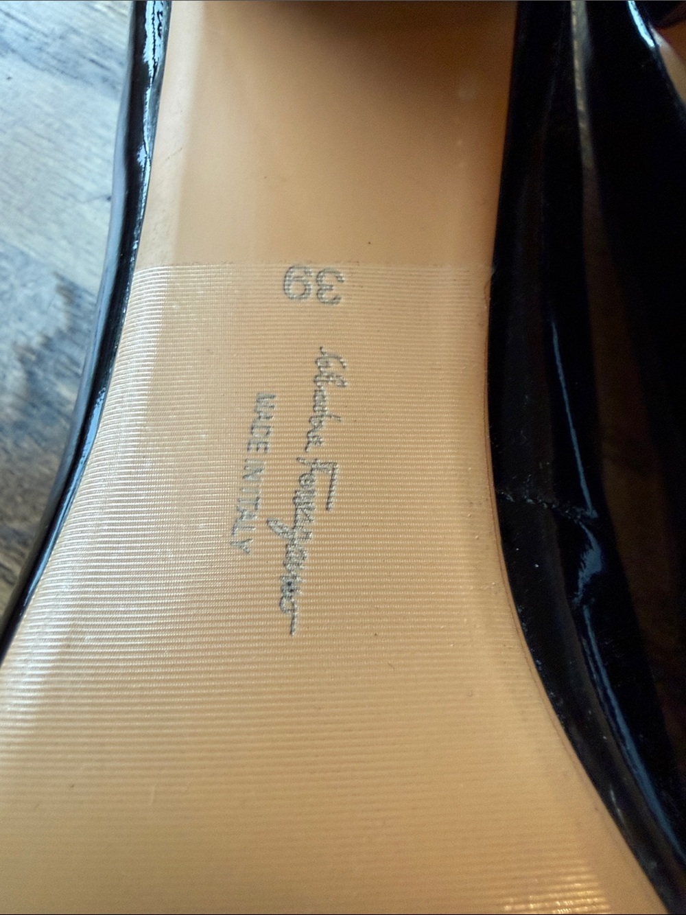 Salvatore Ferragamo Black Patent Pumps with Gold Vara Buckle - Picture 3 of 5